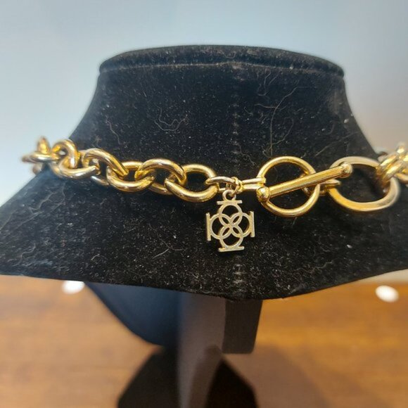 Chunky Gold Tone Looped Necklace - Picture 3 of 5